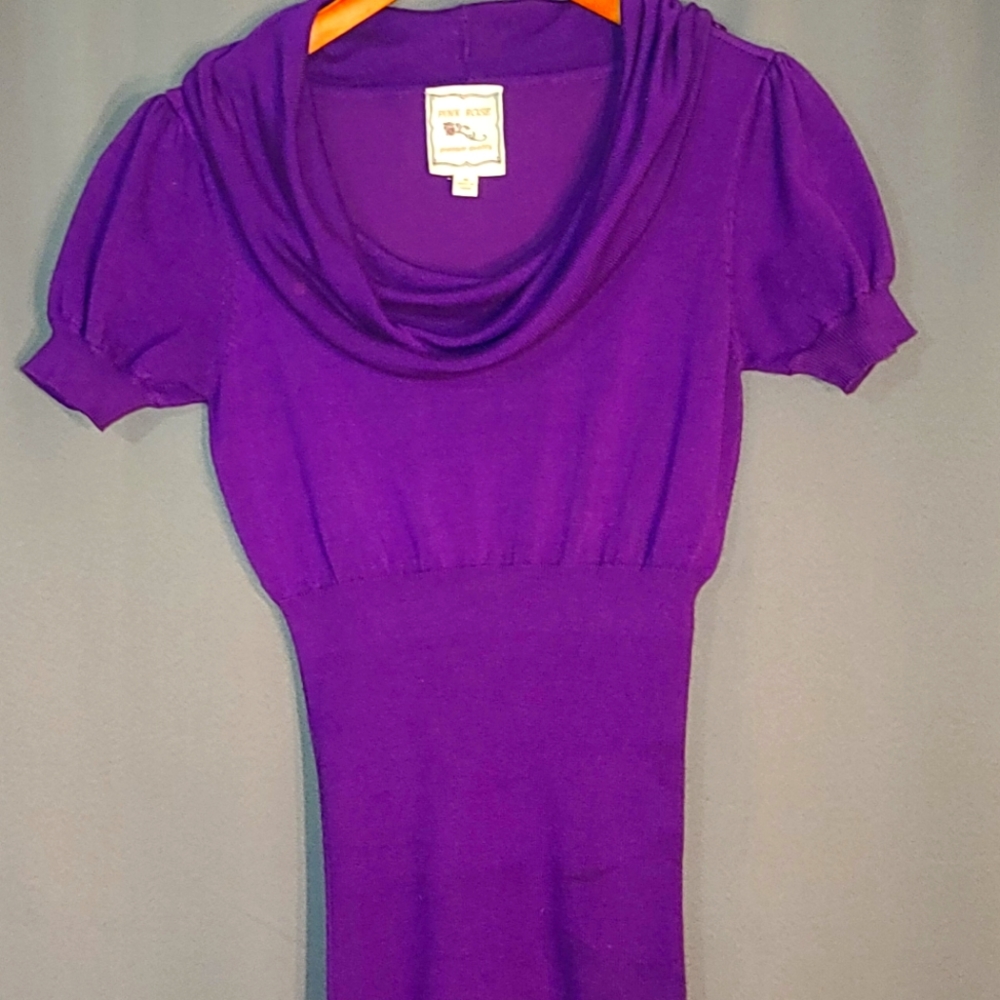 Short Puff Sleeve Sweater Elastic Waist Medium Purple Brand Pink Rose NWOT